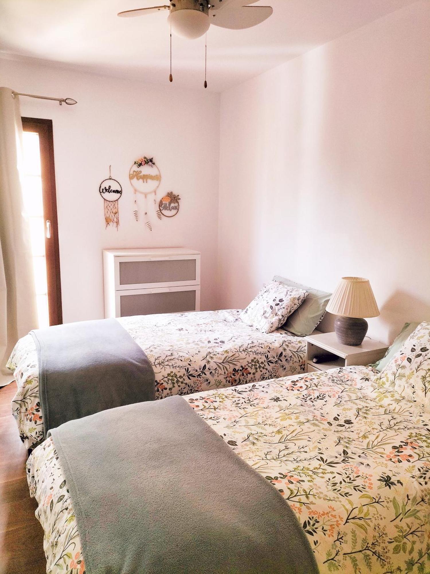 Valencia Beach Room With Private Bathroom Coliving Port Saplaya Eksteriør billede